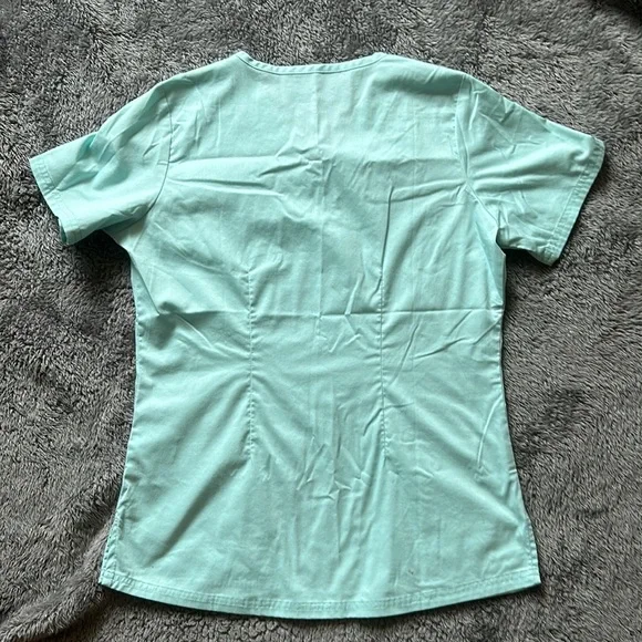 Butter-soft light teal scrub set - Picture 2 of 5